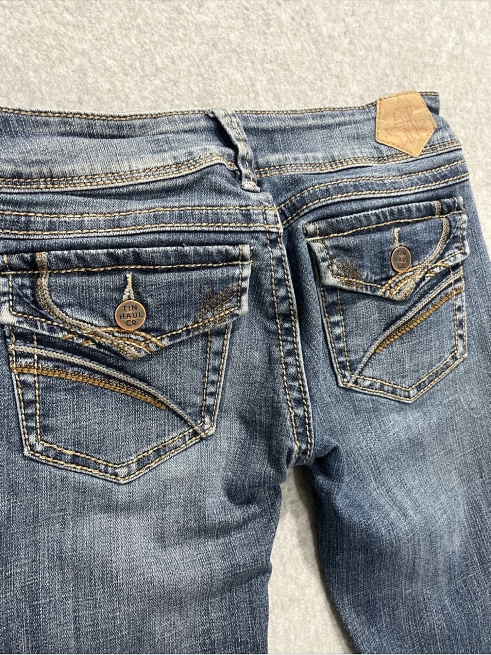 Tin Haul Women's Classic Bootcut Flap Pocket Western Embroidered Blue Size 26R